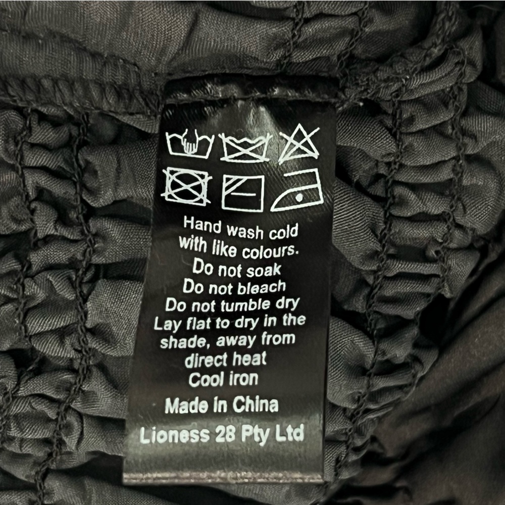 LIONESS NWT Guccio Mini Dress in Onyx Black Small Ruched Stretchy LBD - Picture 8 of 8